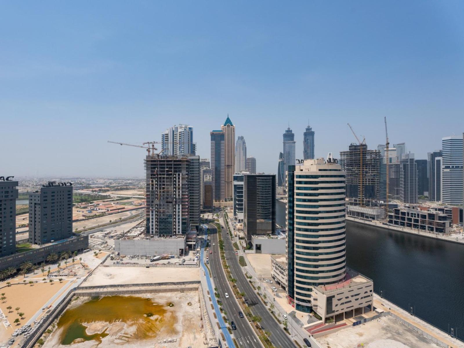 Contemporary And Spacious 1-bedroom In Ag Tower - Business Bay Apartment Dubai